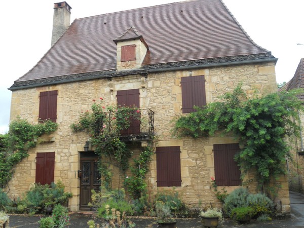 Beau village de Saint-Amand-de-Coly