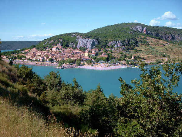 Beau village de Moustiers-Sainte-Marie