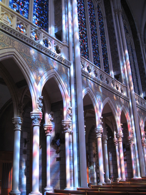 Basilique Notre-Dame de l'Espérance de  Pontmain