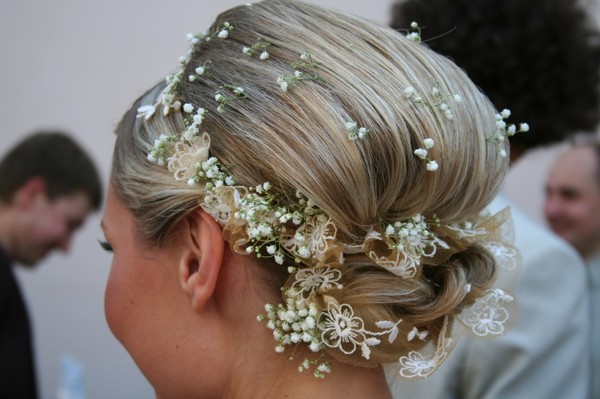 Coiffe et coiffure de mariée