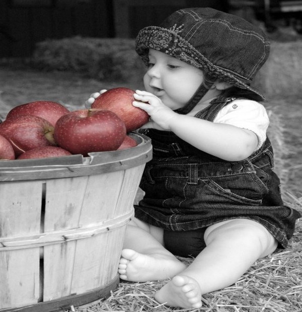 Enfants en noir et blanc