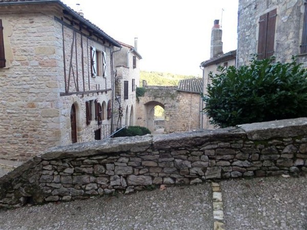 Beau village de Puycelsi