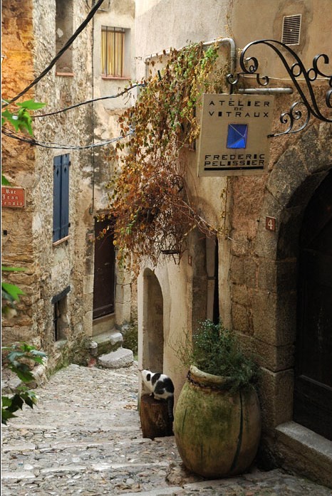 Beau village de Sainte Agnés