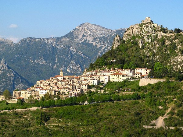 Beau village de Sainte Agnés