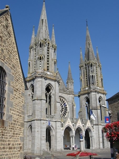 Notre Dame de Pontmain 