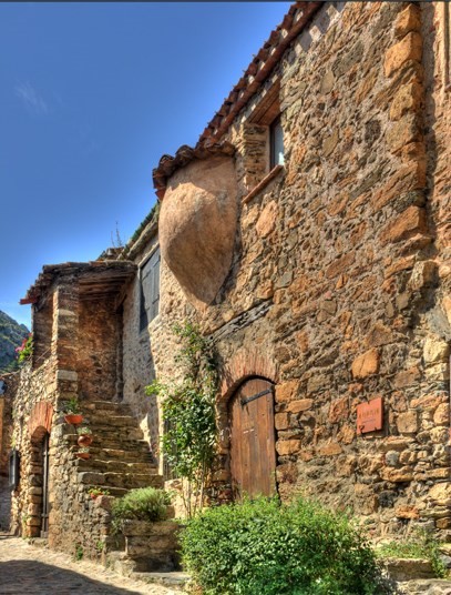 Beau village de Castelnou