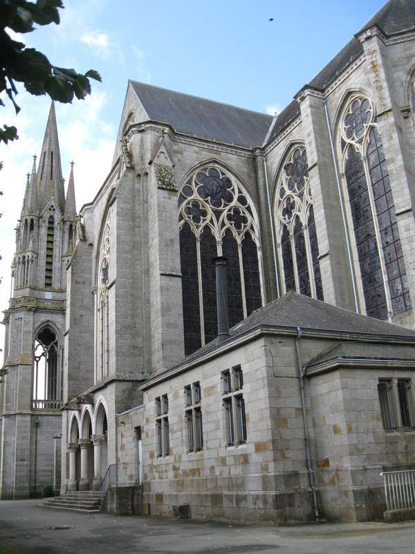 Basilique Notre-Dame de l'Espérance de  Pontmain