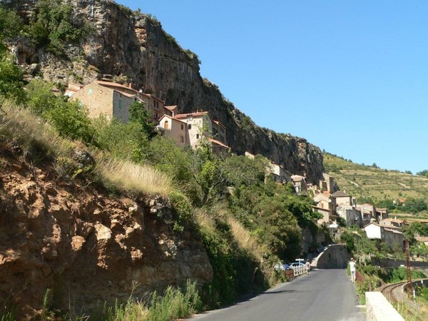 Beau village de Peyre