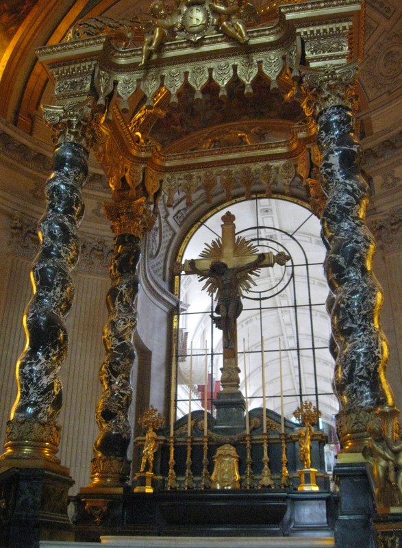  Paris -L’hôtel des Invalides