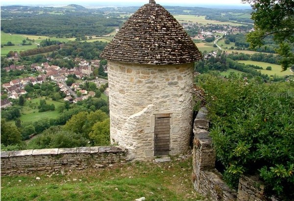 Beau village de Château-Chalon