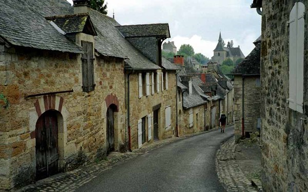 Beau village de Turenne