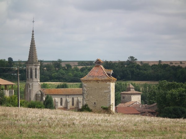 Beau village de Sarrant