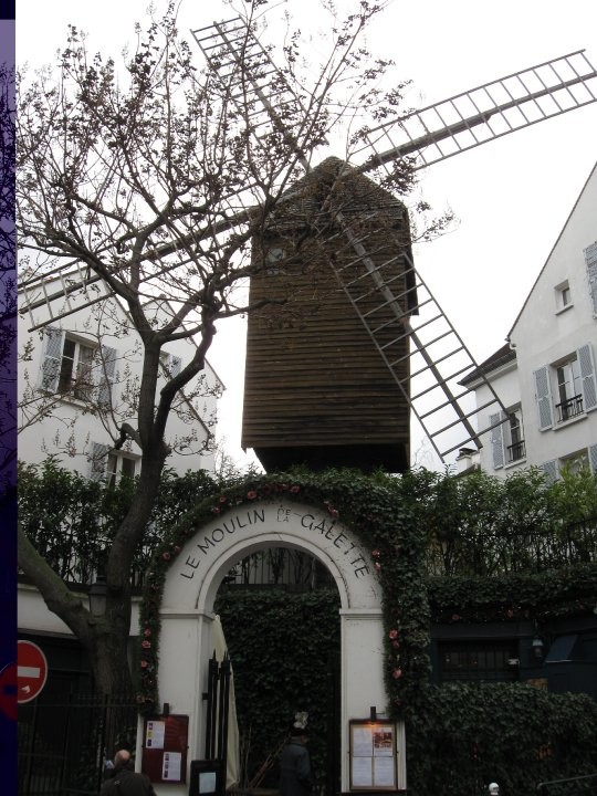 Paris- Le moulin de la Galette