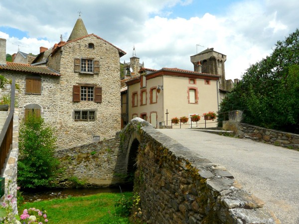 Beau village de Blesle