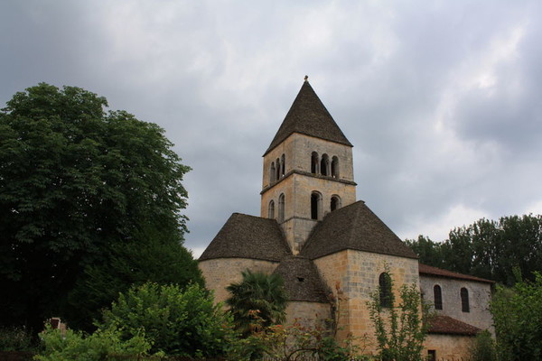 Beau village de Saint-Léon-sur-Vézère