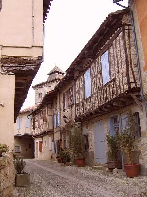 Beau village de Sarrant