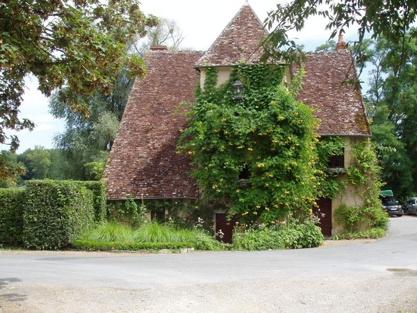 Beau village d'Apremont-sur-Allier