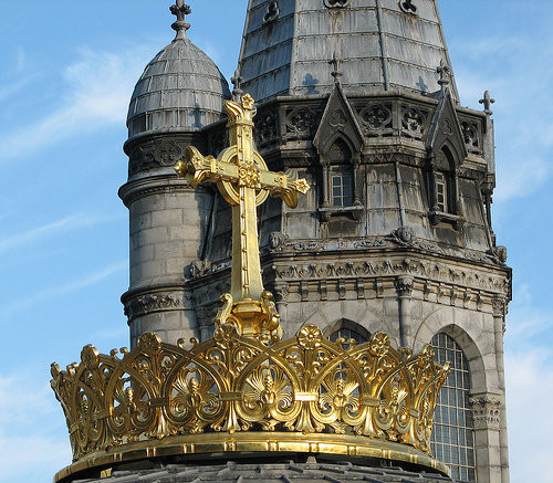Lourdes- La basilique 