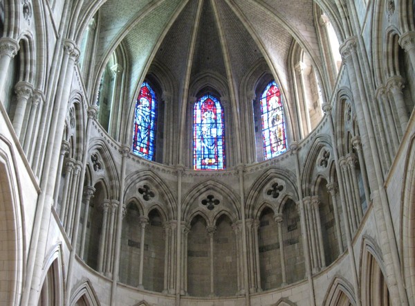 Lisieux - L'Eglise Saint Pierre 