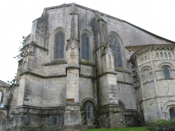 Basilique Saint-Eutrope-Saintes