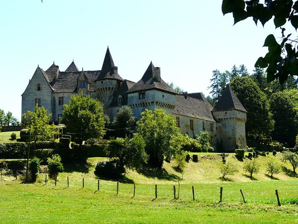 Beau village de Saint-Amand-de-Coly