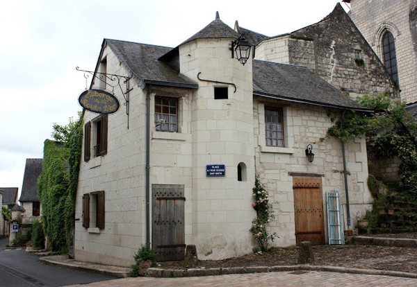 Beau village de Candes-Saint-Martin 