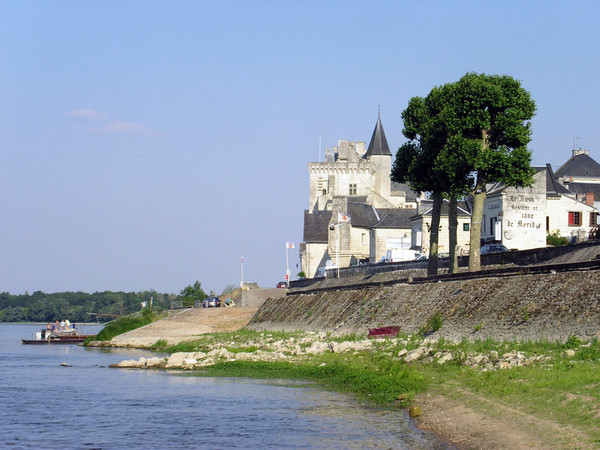 Beau village de Montsoreau