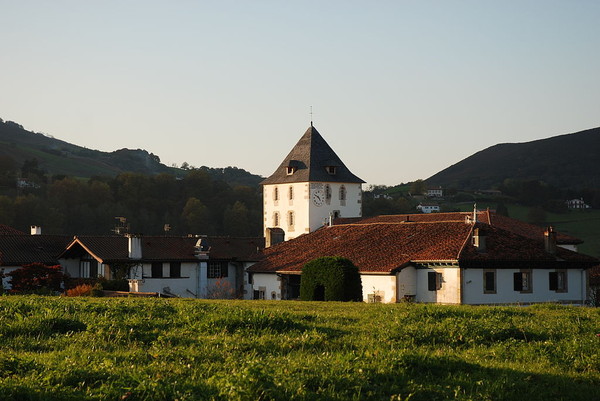 Beau village de Sare