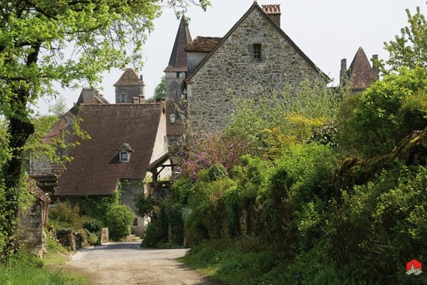 Beau  village de Carennac