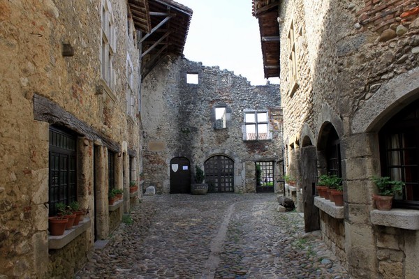 Beau village de Pérouges