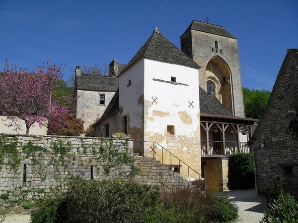 Beau village de Saint-Amand-de-Coly