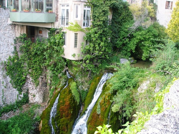   Beau village de Moustiers-Sainte-Marie