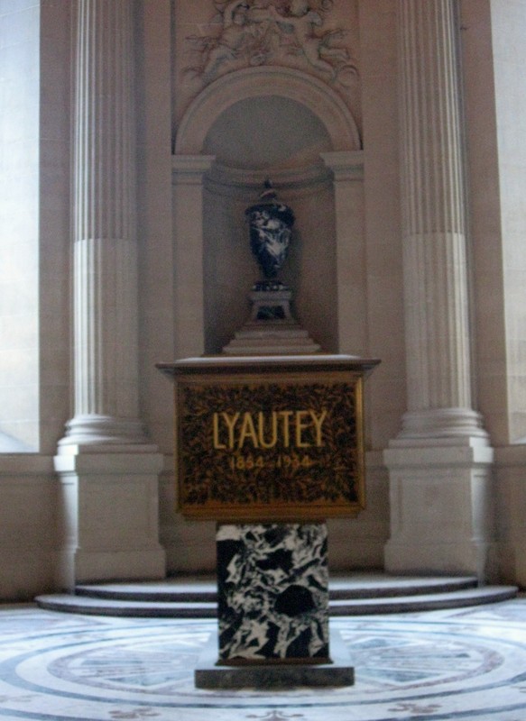  Paris- L’hôtel des Invalides