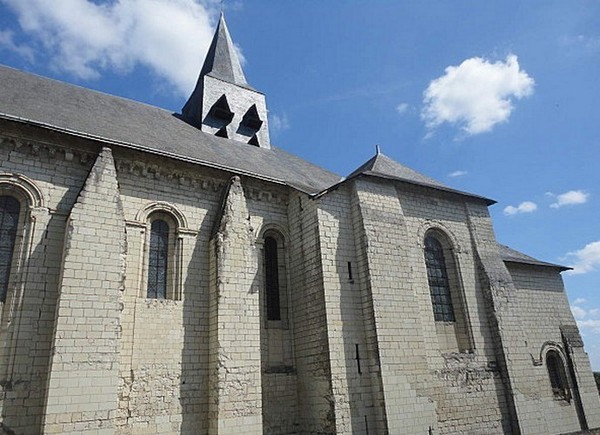 Beau village de Candes-Saint-Martin 