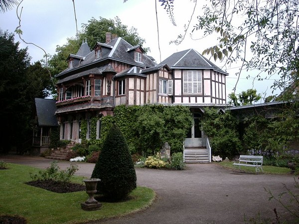 La maison de Maurice Leblanc, Clos Arsène Lupin, Etretat