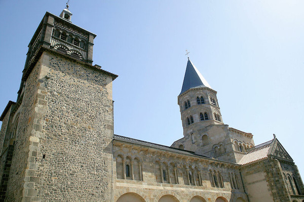 Basilique Notre Dame du Port - Clermont-Ferrand