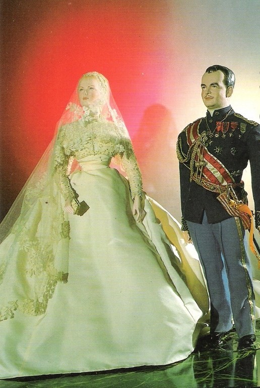 Poupée robe de mariée