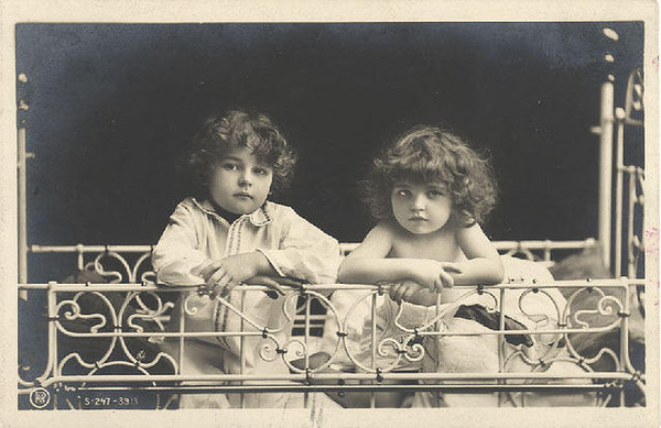 Carte victorienne enfants