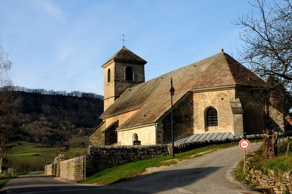 Beau village de Baume-les-Messieurs 