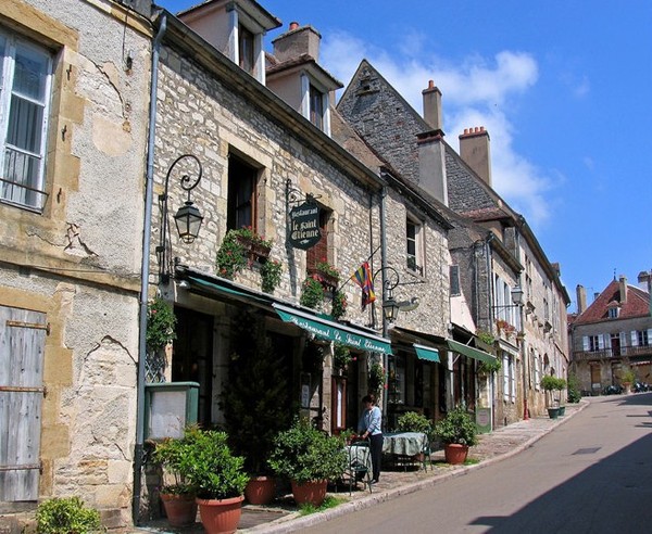 Beau village de Vézelay