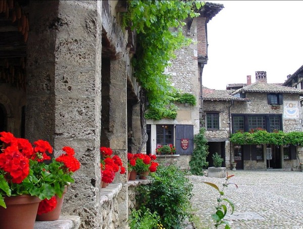 Beau village de Pérouges