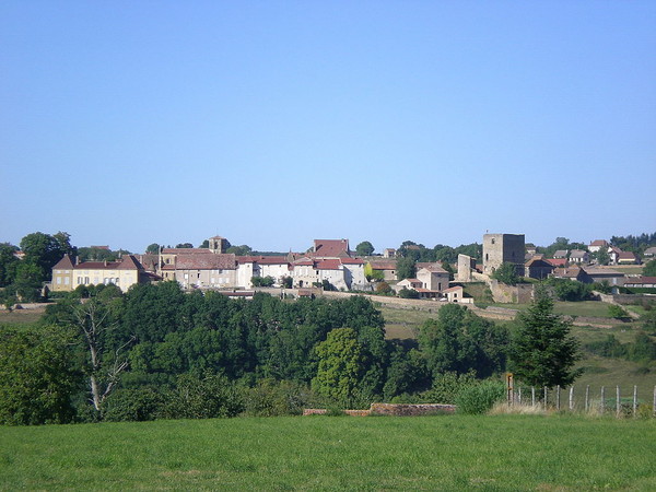 Beau village de Semur-en-Brionnais