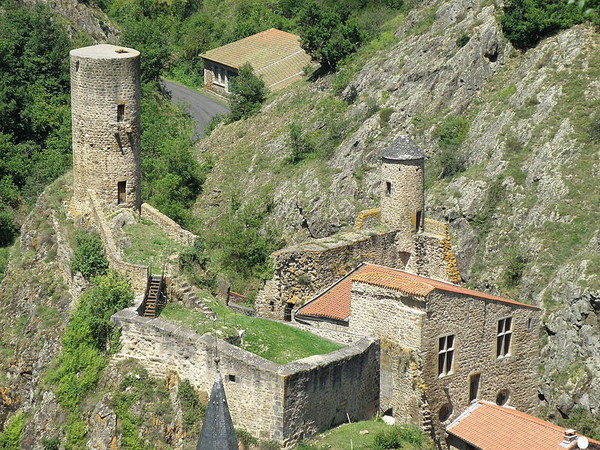 Beau village de Saint Floret