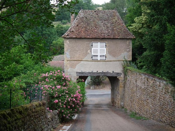Beau village de Semur-en-Brionnais