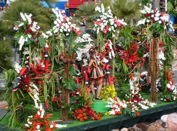 Carnaval de Nice - La bataille de fleurs