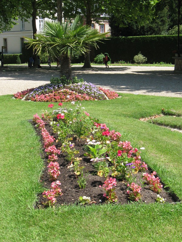 Lisieux-Les Jardins de L'Evêché 