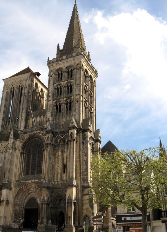Lisieux - L'Eglise Saint Pierre