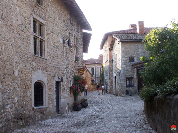 Beau village de Pérouges