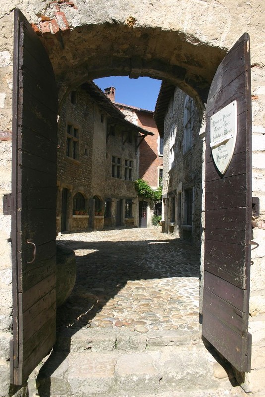 Beau village de Pérouges