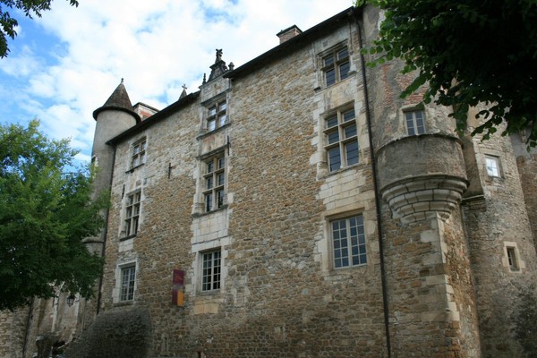 Beau  village de Carennac